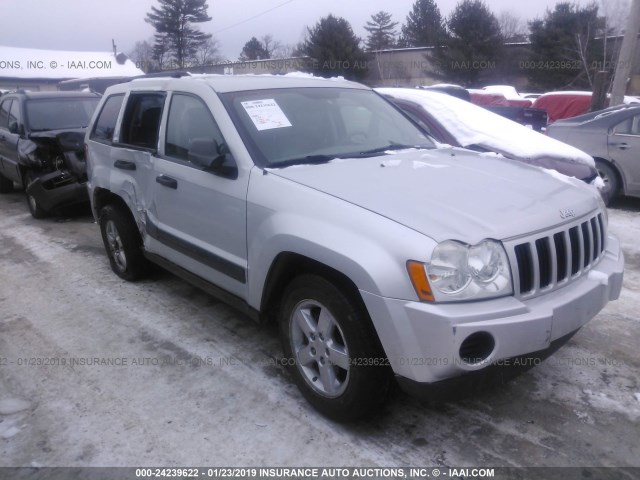 1J4GR48K95C674584 - 2005 JEEP GRAND CHEROKEE LAREDO/COLUMBIA/FREEDOM ვერცხლისფერი ფოტო 1