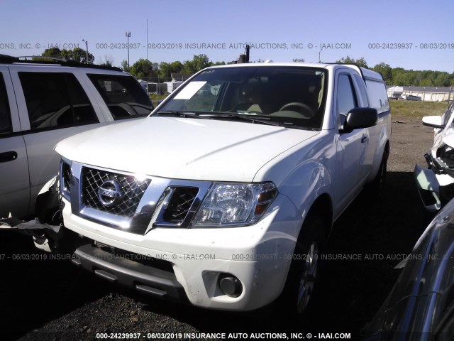 1N6AD0CW3FN757363 - 2015 NISSAN FRONTIER SV/PRO-4X WHITE photo 2