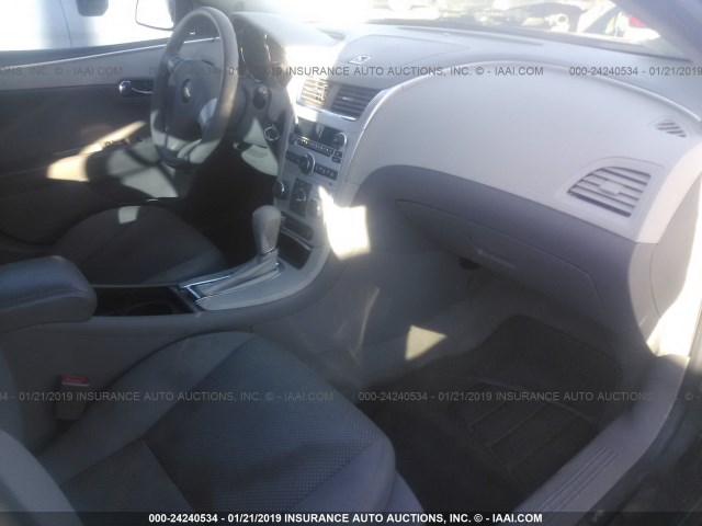 1G1ZB5E06CF280427 - 2012 CHEVROLET MALIBU LS ნაცრისფერი ფოტო 5