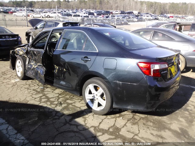 4T1BF1FK9EU736890 - 2014 TOYOTA CAMRY L/SE/LE/XLE Dark Blue photo 3