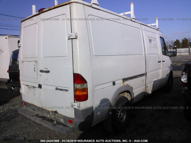 WD0PD644565893353 - 2006 DODGE SPRINTER 2500 WHITE photo 4