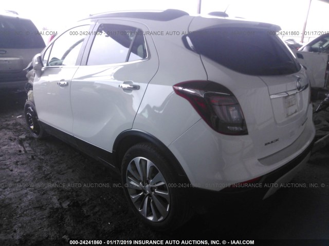 KL4CJASB2HB132234 - 2017 BUICK ENCORE PREFERRED WHITE photo 3