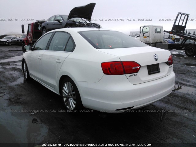 3VWLZ7AJ0BM035492 - 2011 VOLKSWAGEN JETTA SEL WHITE photo 3