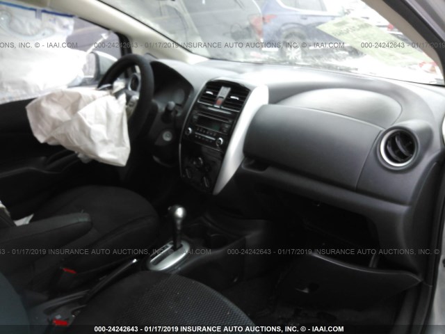 3N1CE2CP6FL379488 - 2015 NISSAN VERSA NOTE S/S PLUS/SV/SL/SR SILVER photo 5