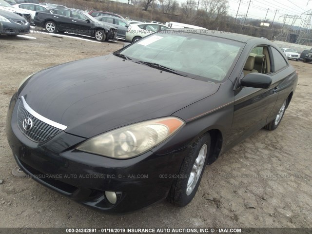 4T1CE30P44U784643 - 2004 TOYOTA CAMRY SOLARA SE/SLE BLACK photo 2