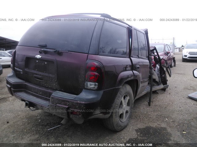 1GNDT13S762257009 - 2006 CHEVROLET TRAILBLAZER LS/LT PURPLE photo 4