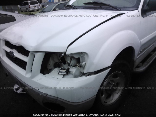 1FMZU67E42UD06349 - 2002 FORD EXPLORER SPORT TR  WHITE photo 6