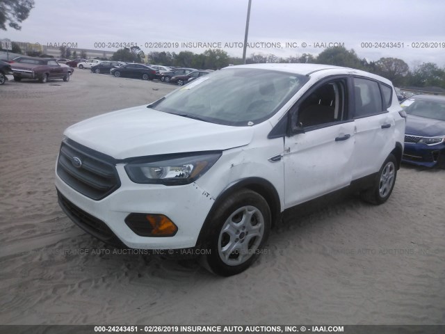 1FMCU0F75JUA94601 - 2018 FORD ESCAPE S WHITE photo 2