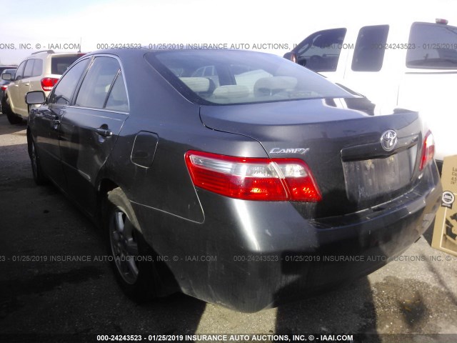 4T4BE46K88R020805 - 2008 TOYOTA CAMRY CE/LE/XLE/SE GRAY photo 3