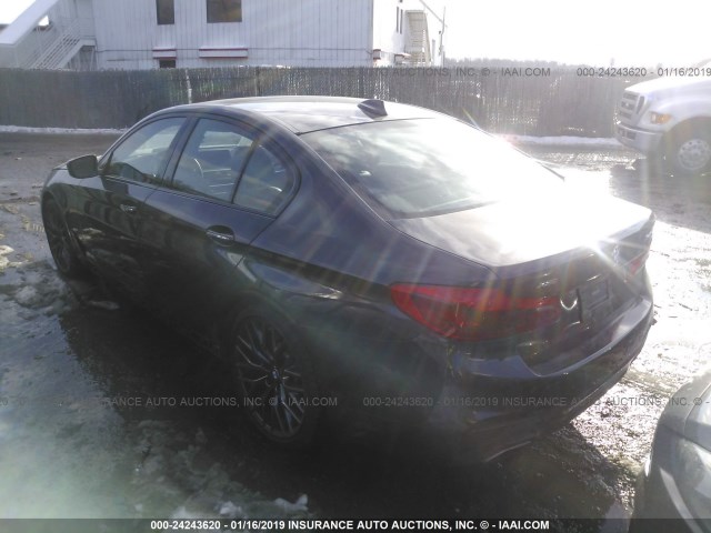 WBAJE7C56JWC55689 - 2018 BMW 540 XI GRAY photo 3