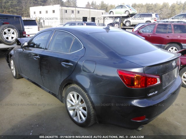 JTHCK262295035083 - 2009 LEXUS IS 250 GRAY photo 3