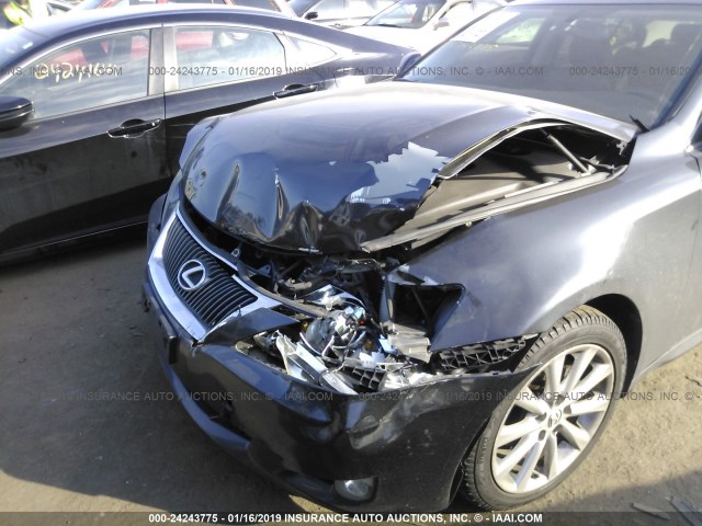 JTHCK262295035083 - 2009 LEXUS IS 250 GRAY photo 6