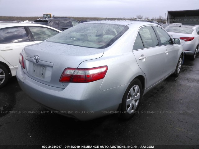 4T1BE46K37U103969 - 2007 TOYOTA CAMRY NEW GENERAT CE/LE/XLE/SE SILVER photo 4