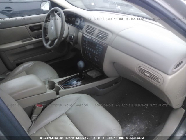 1FAFP56U67A131358 - 2007 FORD TAURUS SEL TAN photo 5