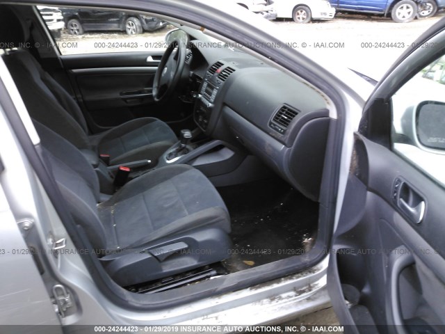 3VWPF71K07M186701 - 2007 VOLKSWAGEN JETTA 2.5 SILVER photo 5