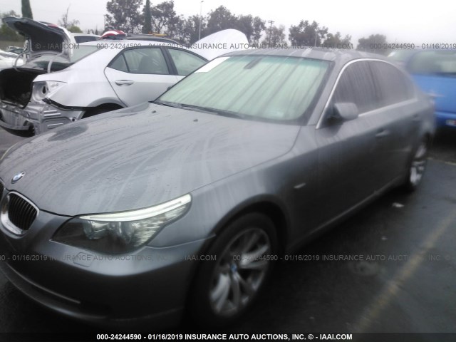 WBANW13529C160097 - 2009 BMW 535 I GRAY photo 2