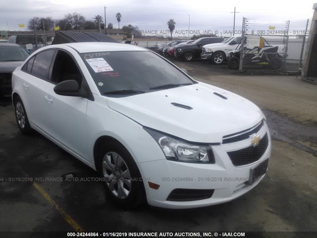 1G1PA5SG7E7333029 - 2014 CHEVROLET CRUZE LS WHITE photo 1