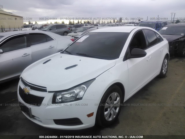 1G1PA5SG7E7333029 - 2014 CHEVROLET CRUZE LS WHITE photo 2