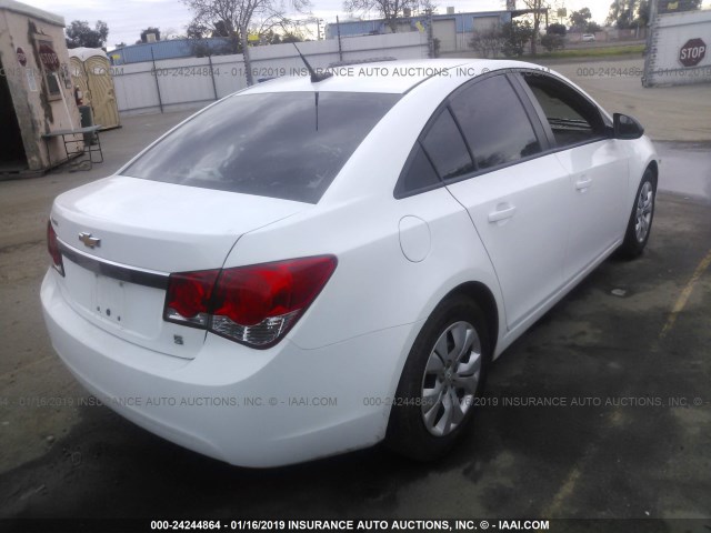 1G1PA5SG7E7333029 - 2014 CHEVROLET CRUZE LS WHITE photo 4