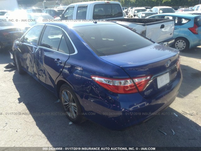 4T1BF1FK2GU573616 - 2016 TOYOTA CAMRY LE/XLE/SE/XSE BLUE photo 3