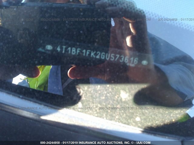 4T1BF1FK2GU573616 - 2016 TOYOTA CAMRY LE/XLE/SE/XSE BLUE photo 9