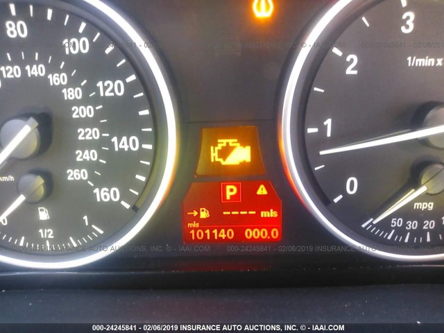 5UXZV8C50BLL67933 - 2011 BMW X5 XDRIVE50I WHITE photo 7