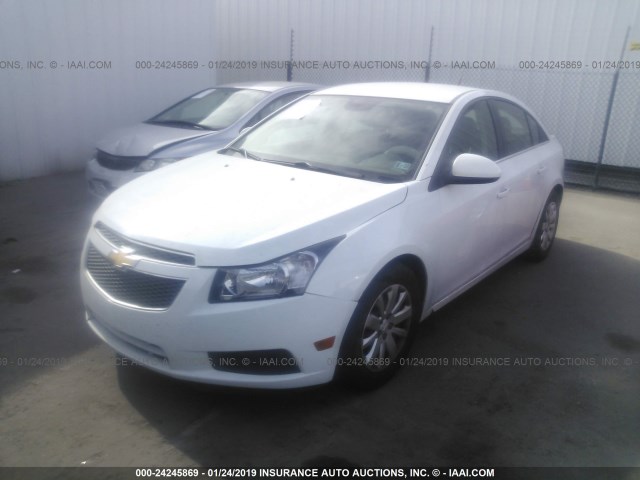 1G1PF5S93B7295376 - 2011 CHEVROLET CRUZE LT WHITE photo 2