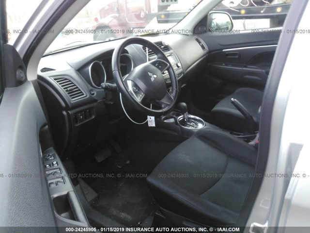 4A4AP3AW3FE043935 - 2015 MITSUBISHI OUTLANDER SPORT ES SILVER photo 5