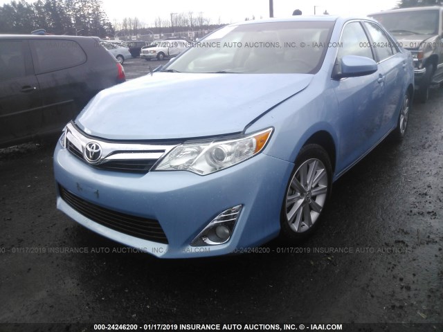 4T4BF1FK5DR290421 - 2013 TOYOTA CAMRY L/SE/LE/XLE Açıq mavi foto 2