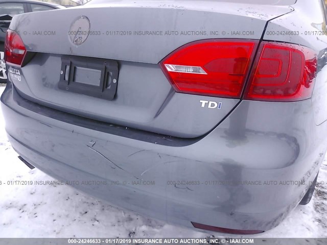 3VWLL7AJ5EM304270 - 2014 VOLKSWAGEN JETTA TDI GRAY photo 9