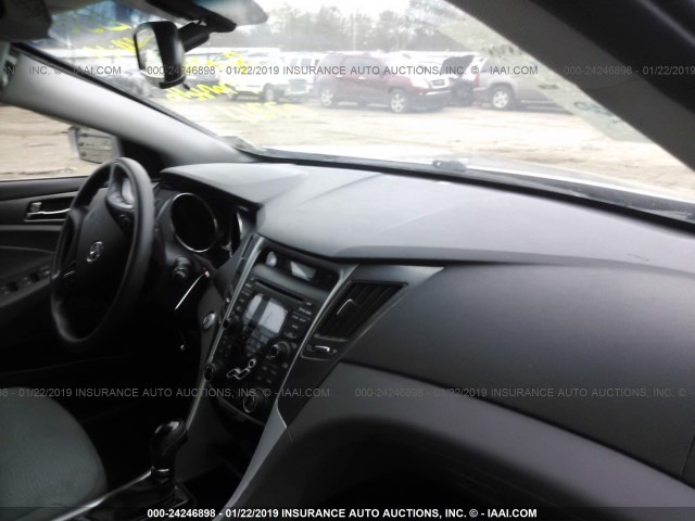 KMHEC4A47DA077661 - 2013 HYUNDAI SONATA HYBRID SILVER photo 5