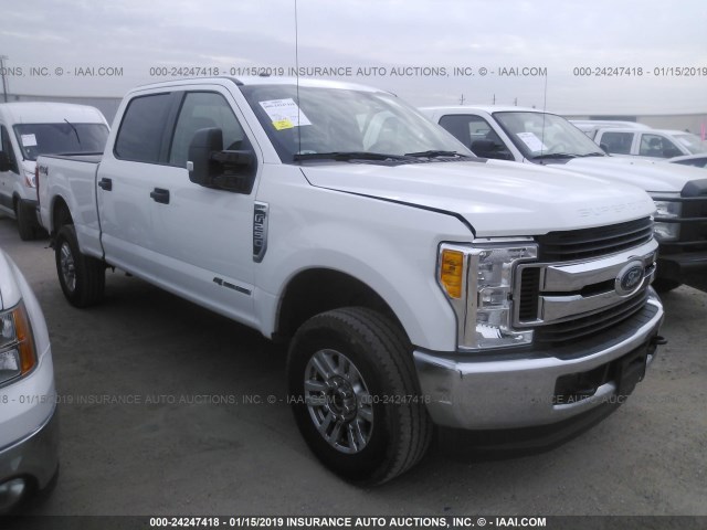 1FT7W2BT5HED68964 - 2017 FORD F250 SUPER DUTY WHITE photo 1