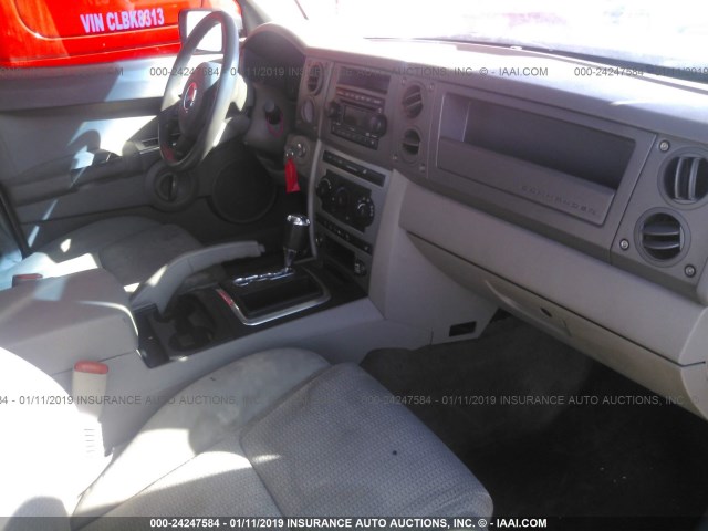 1J8HH48N56C157073 - 2006 JEEP COMMANDER BROWN photo 5