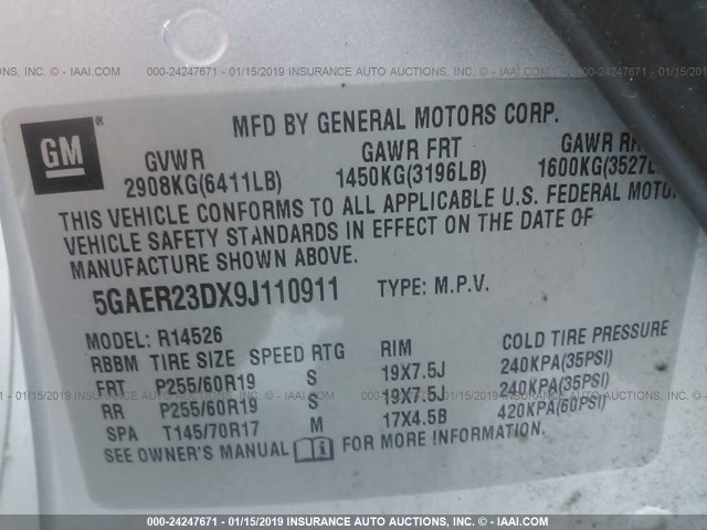 5GAER23DX9J110911 - 2009 BUICK ENCLAVE CXL SILVER photo 9