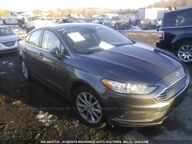 3FA6P0H7XHR375015 - 2017 FORD FUSION GRAY photo 1