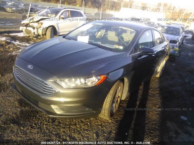 3FA6P0H7XHR375015 - 2017 FORD FUSION GRAY photo 2