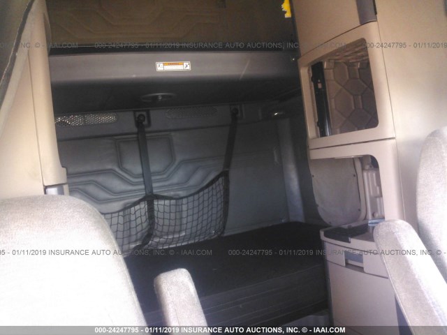 1FUGGLDR8CLBK8313 - 2012 FREIGHTLINER CASCADIA 125  Unknown photo 5