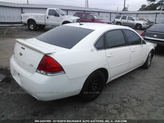 2G1WD58C269300687 - 2006 CHEVROLET IMPALA SUPER SPORT WHITE photo 4