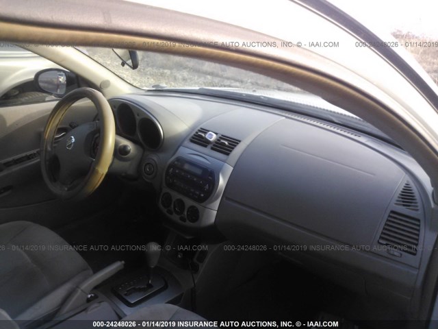 1N4AL11D84C166201 - 2004 NISSAN ALTIMA S/SL WHITE photo 5