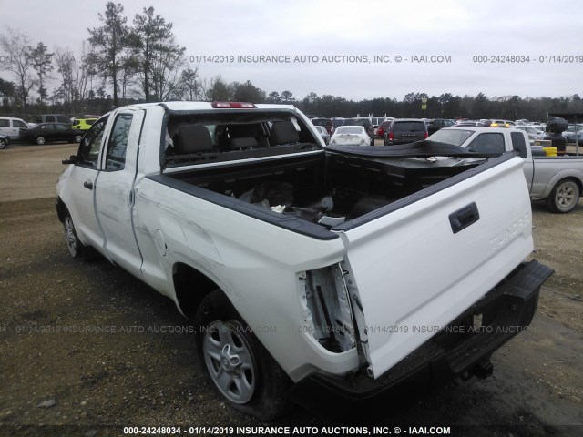 5TFRM5F18JX128987 - 2018 TOYOTA TUNDRA DOUBLE CAB SR/SR5 WHITE photo 3