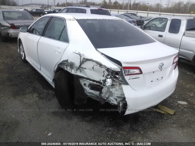 4T1BF1FK7CU136379 - 2012 TOYOTA CAMRY SE/LE/XLE 白色 照片 6
