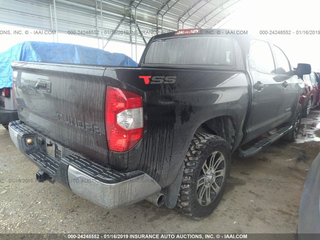 5TFEM5F17EX081214 - 2014 TOYOTA TUNDRA CREWMAX SR5 BLACK photo 4