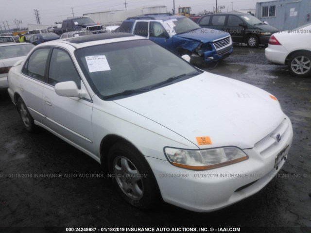 1HGCG1656XA053602 - 1999 HONDA ACCORD EX WHITE photo 1