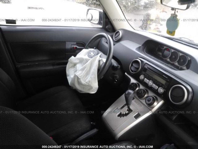 JTLKE50E481049604 - 2008 TOYOTA SCION XB 银色 照片 5