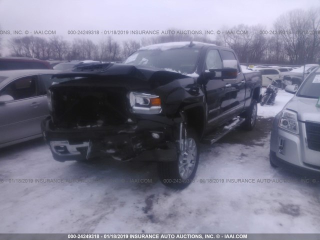 1GT12UEY2JF169035 - 2018 GMC SIERRA K2500 DENALI BLACK photo 2