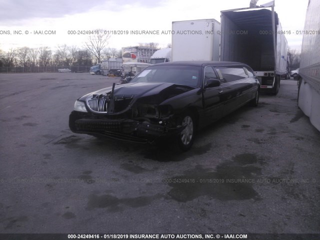 1L1FM88W76Y624228 - 2006 LINCOLN TOWN CAR BLACK photo 2