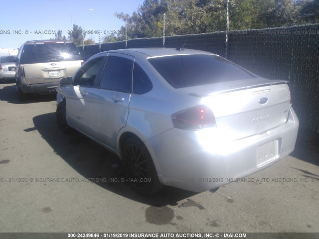 1FAHP3GN2BW108367 - 2011 FORD FOCUS SES SILVER photo 3