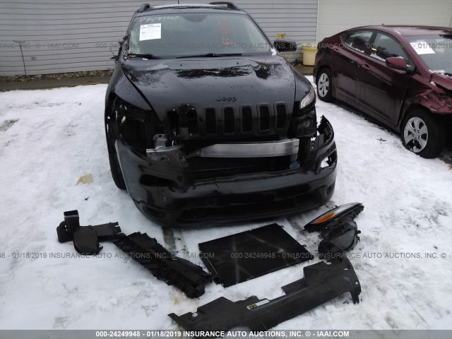 1C4PJMCB8FW716120 - 2015 JEEP CHEROKEE LATITUDE BLACK photo 6