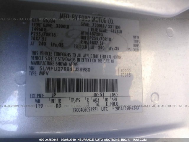 5LMFU27R84LJ38980 - 2004 LINCOLN NAVIGATOR 银色 照片 9