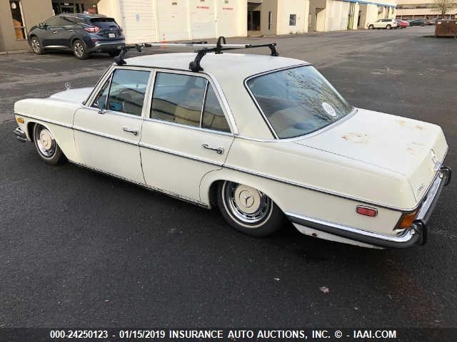 11406012009979 - 1973 MERCEDES BENZ 280  WHITE photo 3